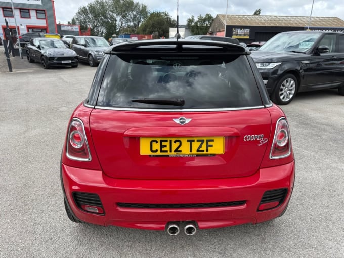 2025 Mini Hatch