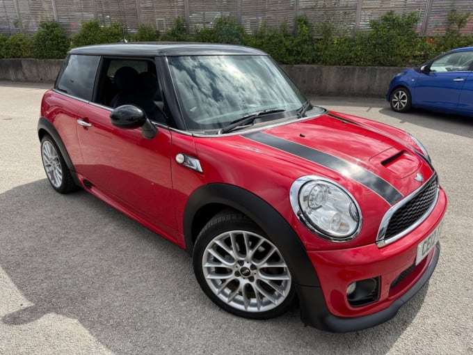 2025 Mini Hatch