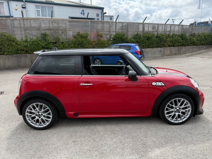 2025 Mini Hatch