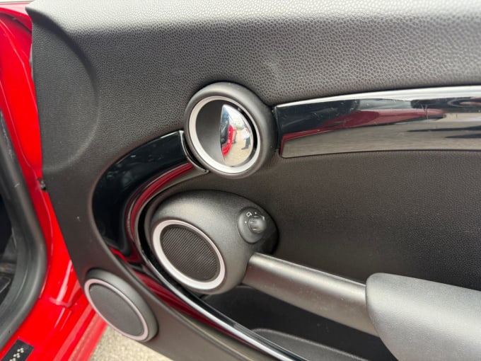 2025 Mini Hatch