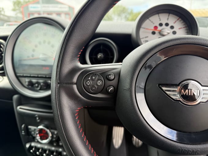 2025 Mini Hatch