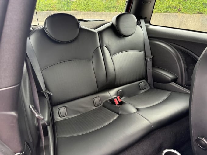 2025 Mini Hatch