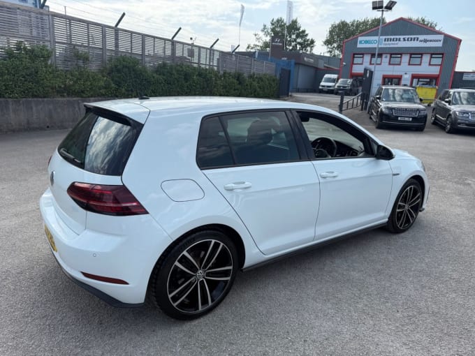 2025 Volkswagen Golf