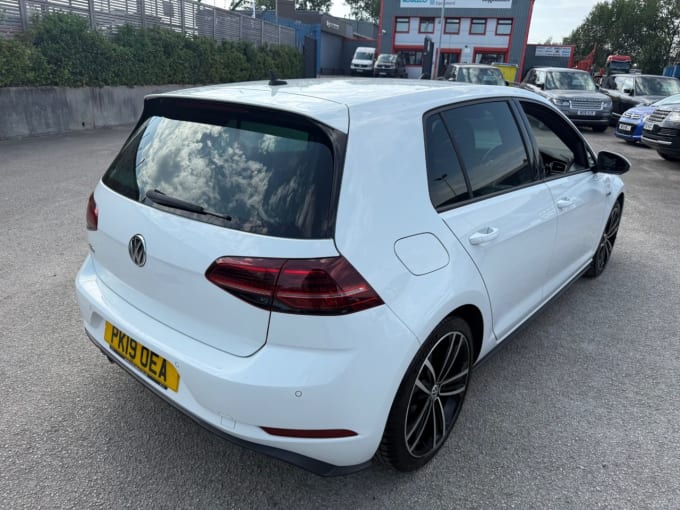 2025 Volkswagen Golf