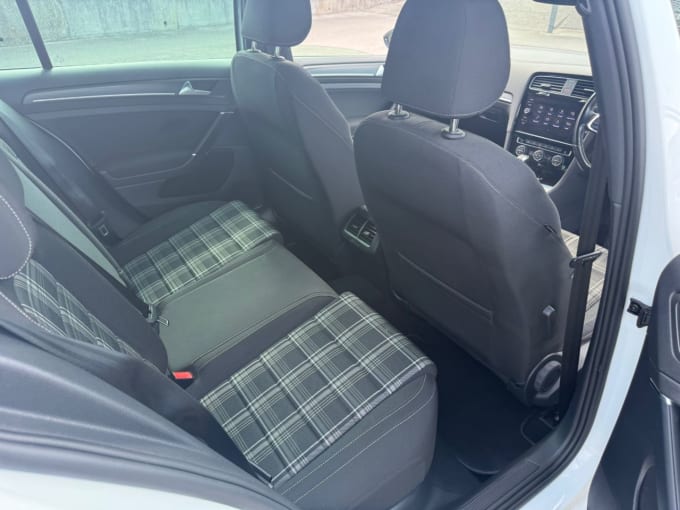 2025 Volkswagen Golf