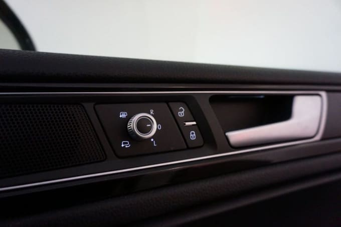 2015 Volkswagen Touareg