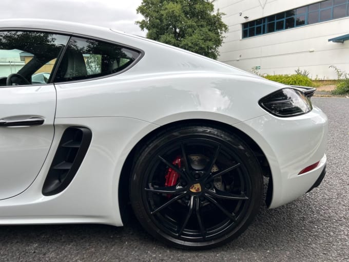 2025 Porsche 718 Cayman