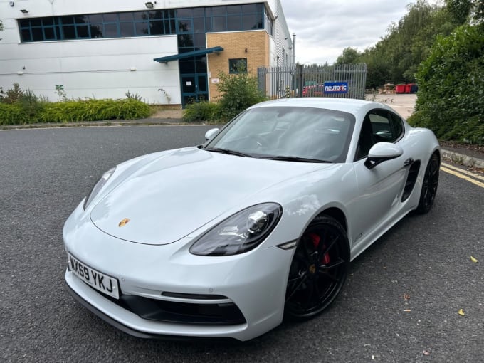 2025 Porsche 718 Cayman