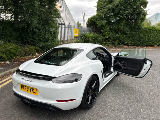 2025 Porsche 718 Cayman