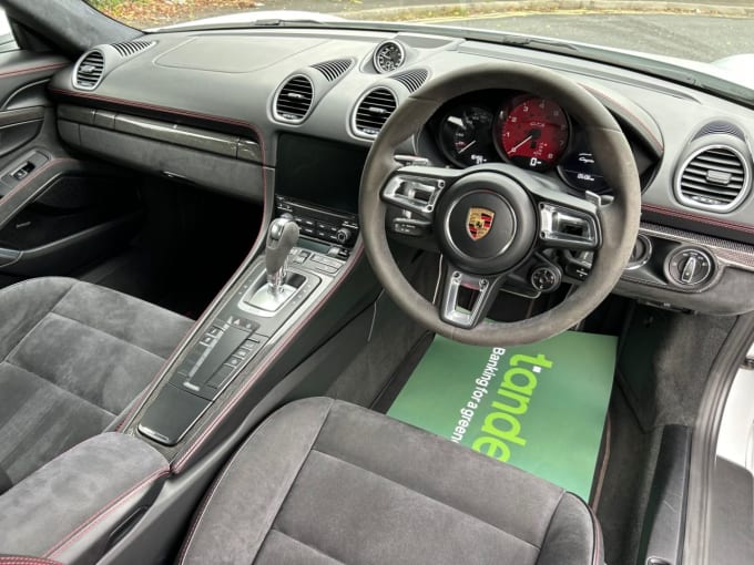 2025 Porsche 718 Cayman