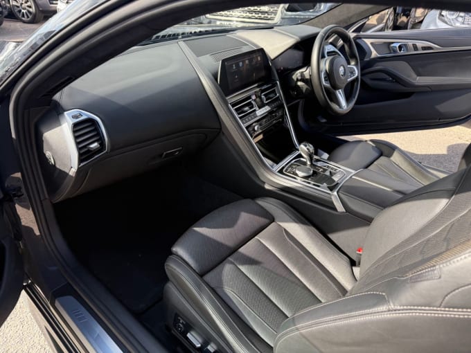 2025 BMW 8 Series