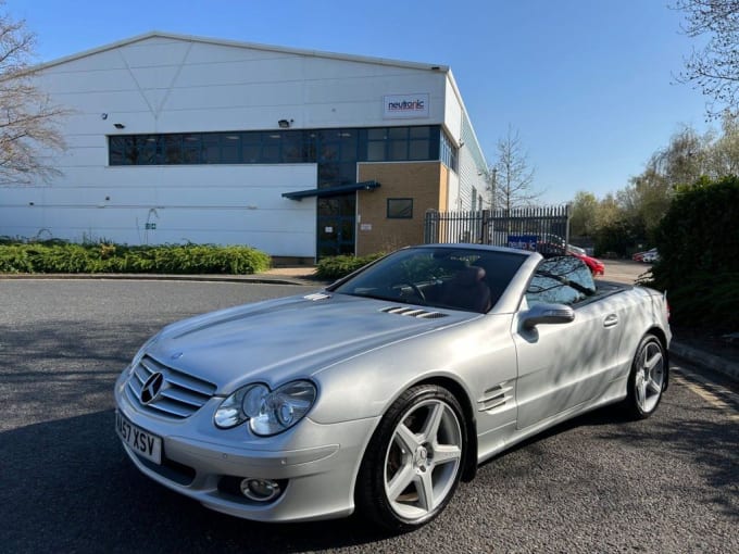 2025 Mercedes-benz Sl
