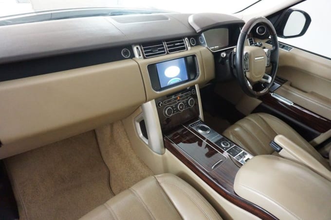 2025 Land Rover Range Rover