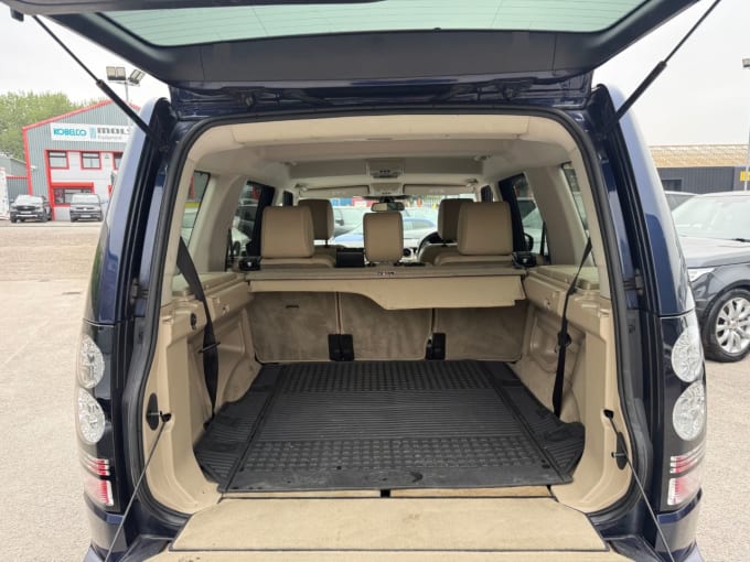 2025 Land Rover Discovery 4