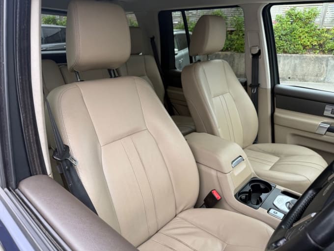 2025 Land Rover Discovery 4