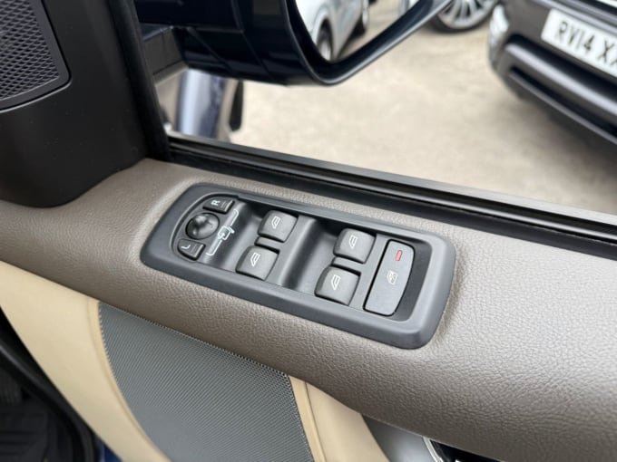2025 Land Rover Discovery 4
