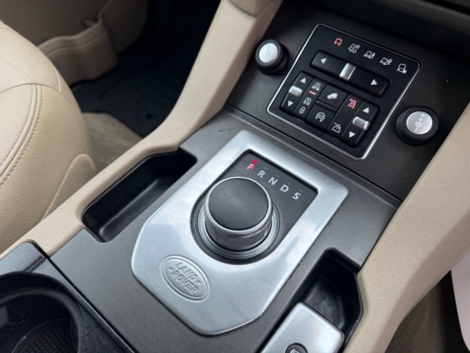 2025 Land Rover Discovery 4