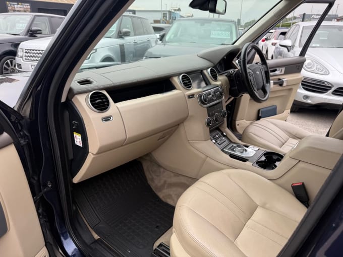 2025 Land Rover Discovery 4