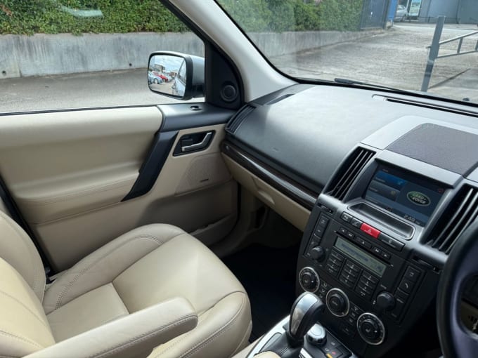 2025 Land Rover Freelander 2