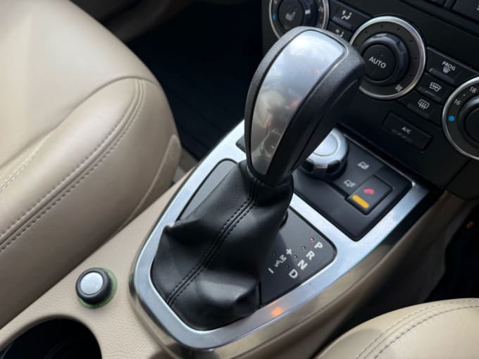 2025 Land Rover Freelander 2
