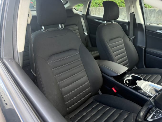 2016 Ford Mondeo
