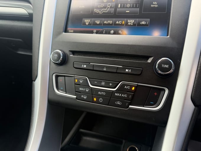 2016 Ford Mondeo