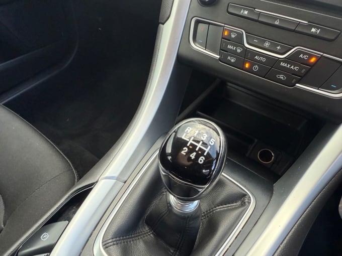 2016 Ford Mondeo