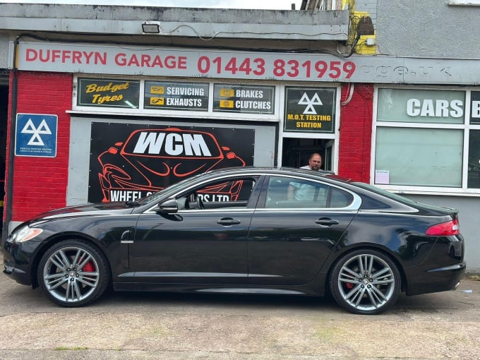 2011 Jaguar Xf
