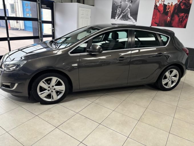 2025 Vauxhall Astra