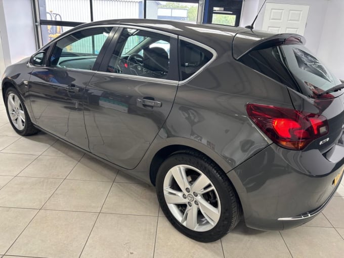 2025 Vauxhall Astra