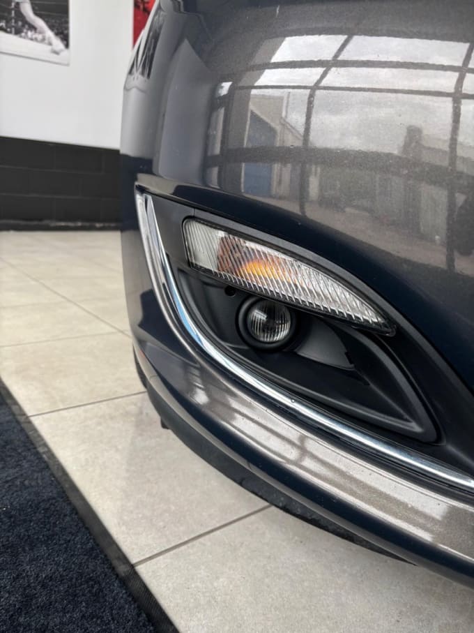 2025 Vauxhall Astra