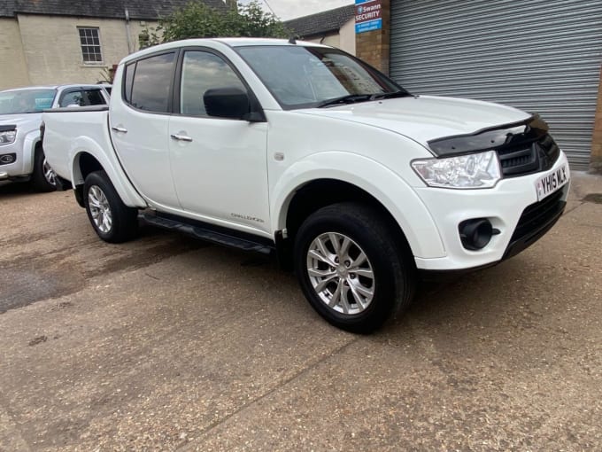 2024 Mitsubishi L200