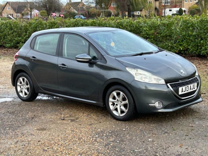 2025 Peugeot 208