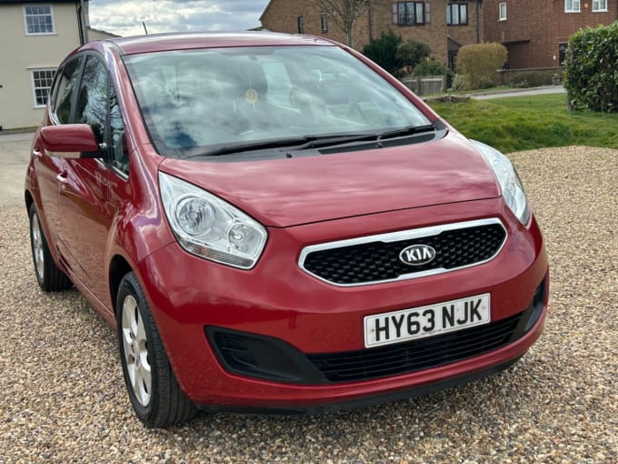 2025 Kia Venga