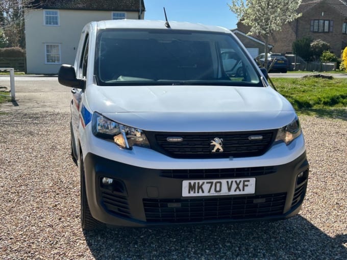 2025 Peugeot Partner