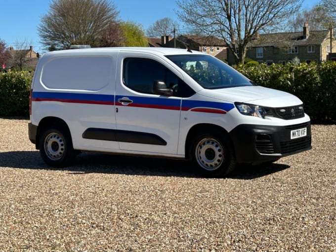 2025 Peugeot Partner