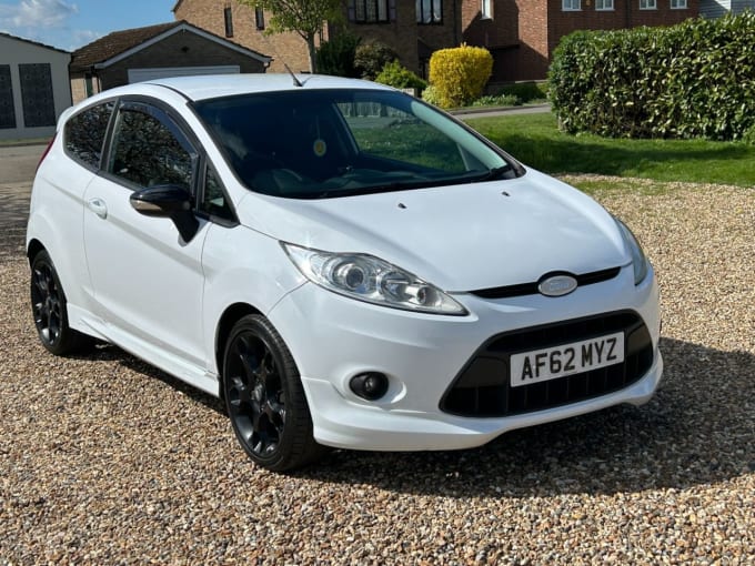 2025 Ford Fiesta