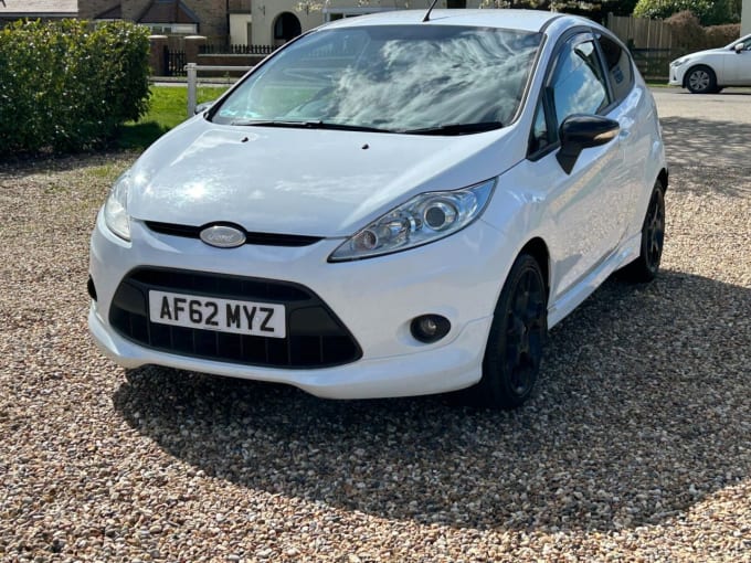 2025 Ford Fiesta