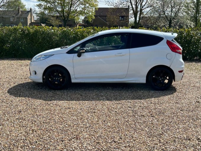 2025 Ford Fiesta