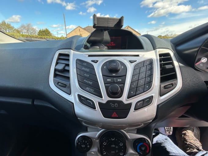 2025 Ford Fiesta