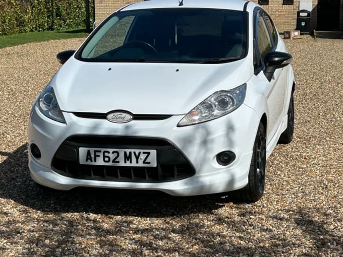 2025 Ford Fiesta