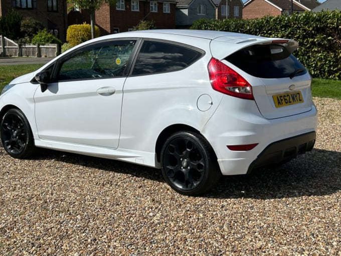 2025 Ford Fiesta