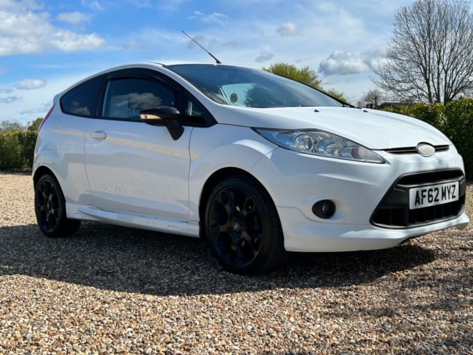 2025 Ford Fiesta