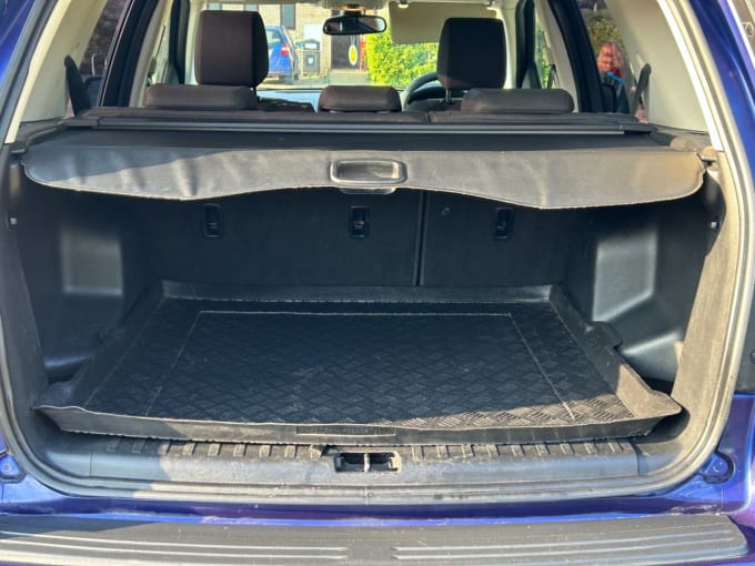 2025 Land Rover Freelander 2