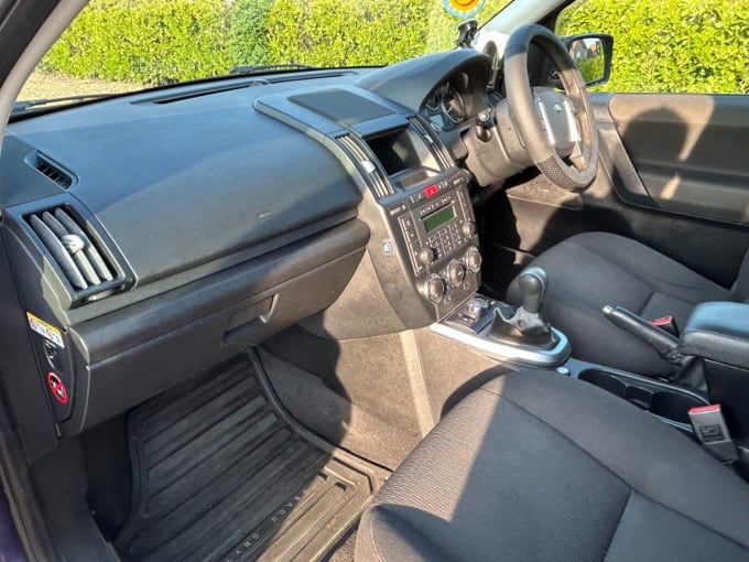 2025 Land Rover Freelander 2