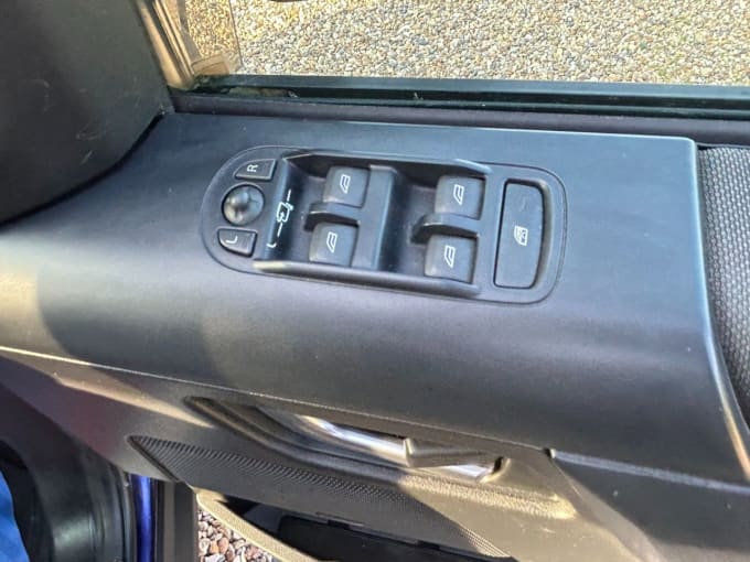 2025 Land Rover Freelander 2