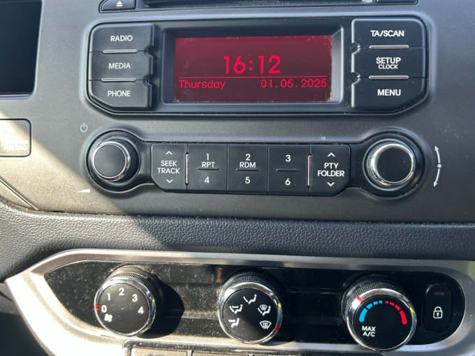 2025 Kia Rio