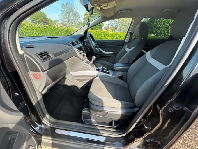 2025 Ford Kuga