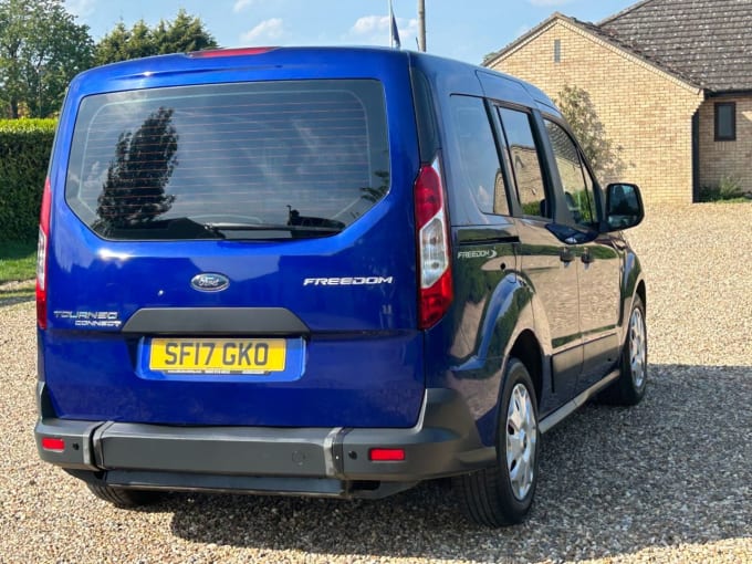 2025 Ford Tourneo Connect