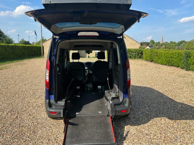 2025 Ford Tourneo Connect